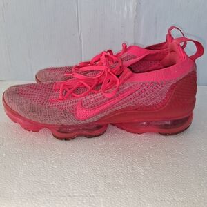 Nike Air VaporMax 2022 Flyknit DZ5195-600 Womens Size 9.5 Hyper Pink Volt